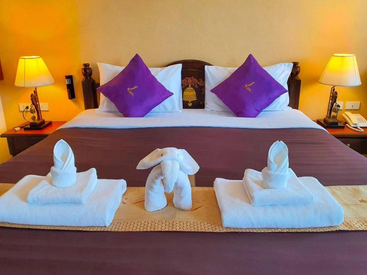 Goldenbell Hotel Chiangmai - SHA Plus Chiang Mai Esterno foto