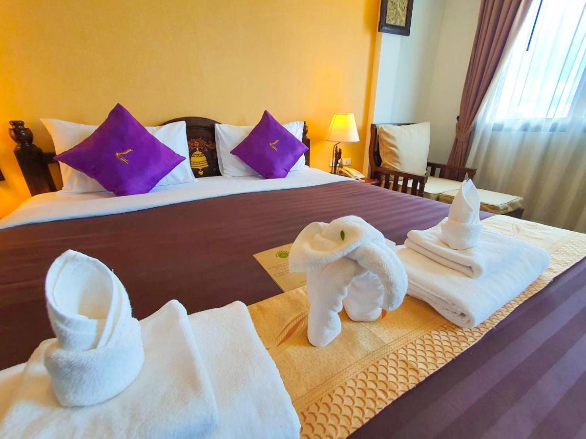 Goldenbell Hotel Chiangmai - SHA Plus Chiang Mai Esterno foto